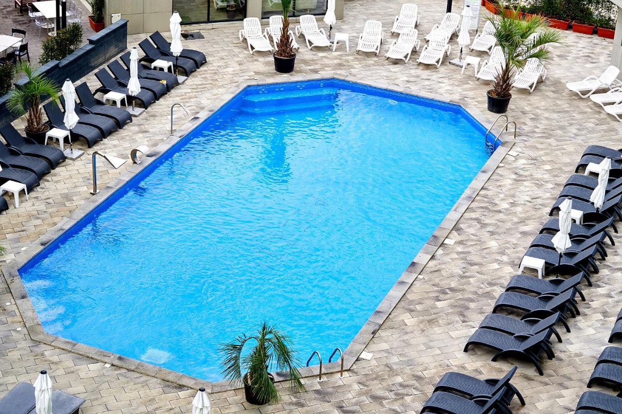 Vanilla Luxury Apartment Spa N Pool Beach Resort Navodari Exterior photo